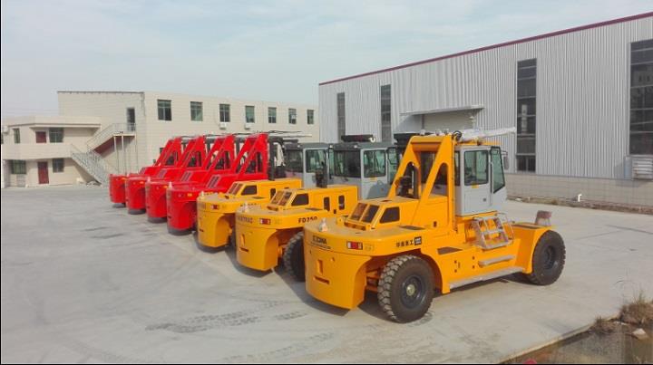 Wózek widłowy o dużej ładowności 25 ton Heavy duty forklift 25 ton