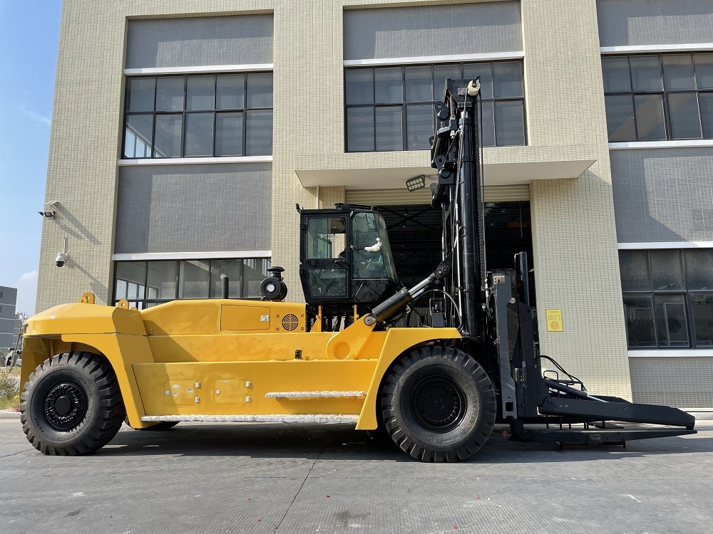 40ton forklift 4 40ton forklift 4