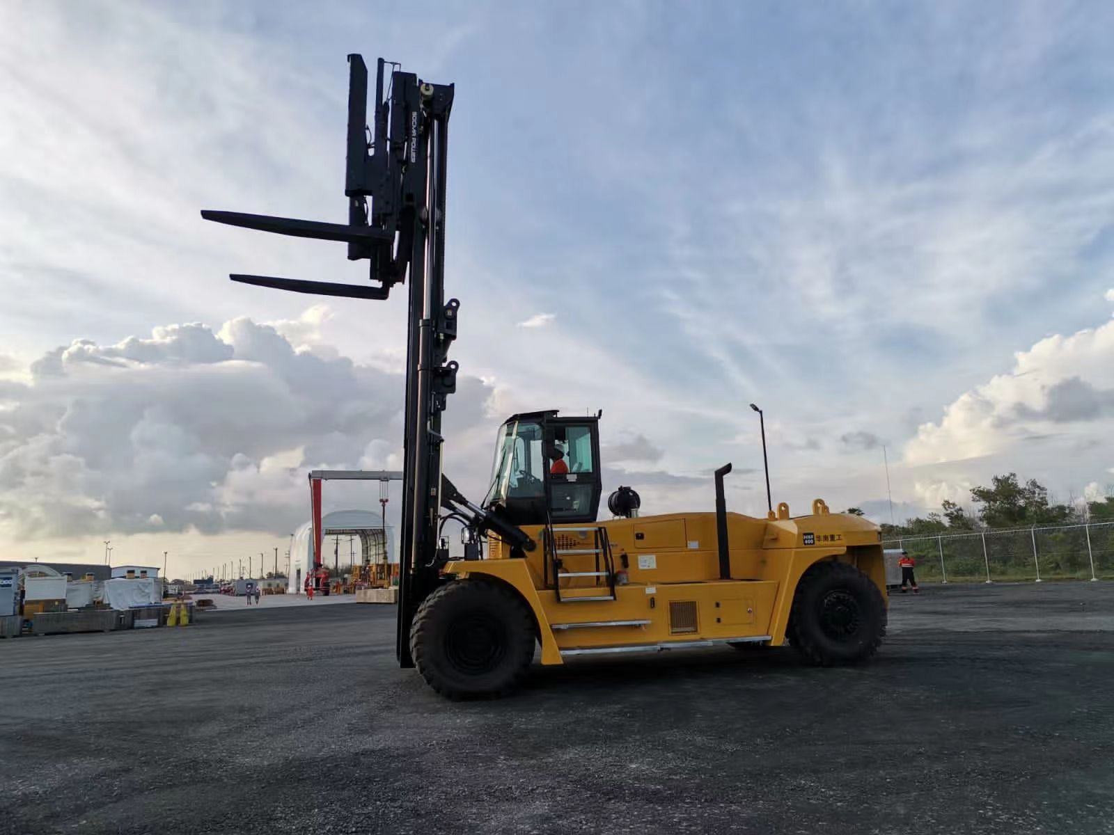 40ton forklift 2 40ton forklift 2
