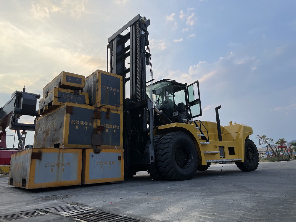40ton forklift 5 40ton forklift 5
