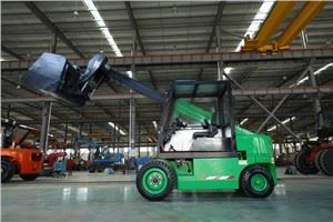 Mini ładowarka teleskopowa 3 ton